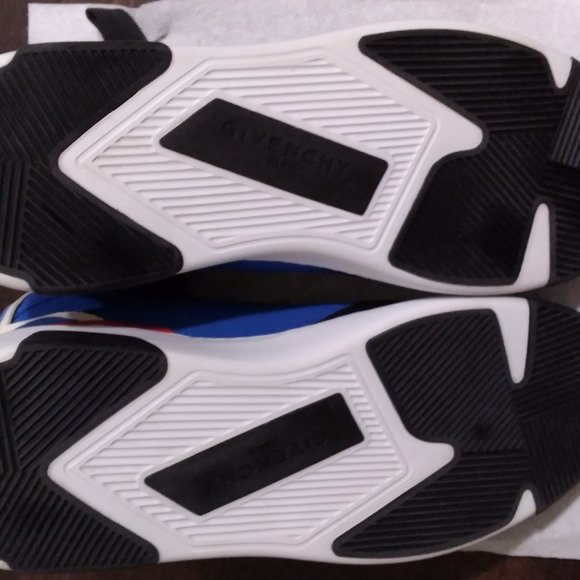 Givenchy Mens Sneakers - Picture 4 of 6